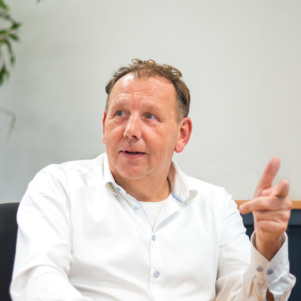 Jan van Geest - MD Intracare