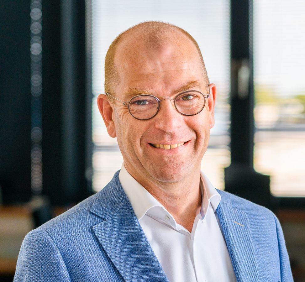 Symon de Jong, Sales Manager